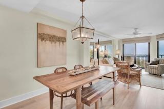 303A Shipwatch by AvantStay Ocean View Shared Pool Boardwalk to Beach - Isle of Palms - 5