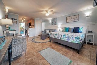 Studio w Balcony Pools Direct Beach Access Seaside Blessing by AvantStay - Port Aransas - 5