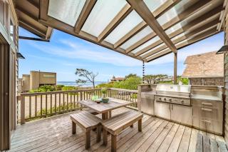 The Castle Rock Estate by AvantStay Steps From Arch Cape beach w Hot Tub Sauna - Arch Cape - 5