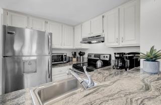 202 D Port O Call by AvantStay Beach Condo - Isle of Palms - 8