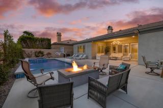 Indio Echo AvantStay Terra Lago Retreat Pool Firepit Outdoor Kitchen - Indio - 0