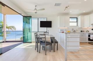 Catamaran by AvantStay 50ft to Beach Views - San Diego - 1