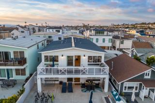 Ocean Breeze Buyout by AvantStay Steps to Beach - Newport Beach - 0