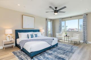 Desert Eden by AvantStay 6BR w Ensuite Backyard Oasis w Pool Hot Tub - Coachella - 3