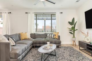 Desert Eden by AvantStay 6BR w Ensuite Backyard Oasis w Pool Hot Tub - Coachella - 1