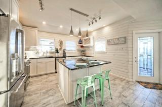 Dapper Dolphin by AvantStay Pool Game Room - Port Aransas - 6