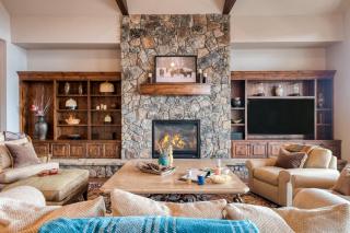 Heritage by AvantStay Luxe Oregon Retreat Deck - Powell Butte - 3
