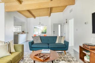 Lloyd by AvantStay Palm Spring Paradise w Pool Large Yard Table Tennis Permit3779 - Palm Springs - 2