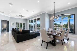 Marco Polo by AvantStay Waterfront 5BDR Pool Spa Fire Pit Walk to Beach - Marco Island - 7