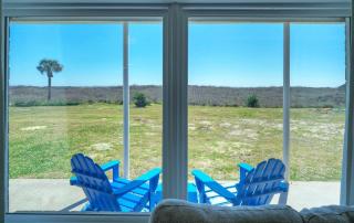 Beachfront Patio w Dune View 2 Pools Pickleball Cravin Waves by AvantStay - Port Aransas - 9