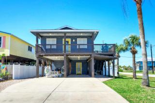 Boujee Pelican by AvantStay PoolGame RoomViews - Port Aransas - 8
