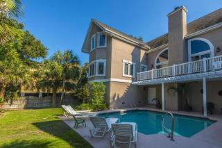 28 Beachwood West by AvantStay Close to Beach Multiple Decks Private Pool - Isle of Palms - 2