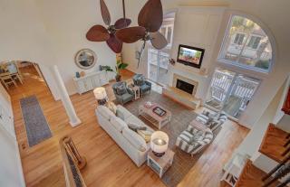 28 Beachwood West by AvantStay Close to Beach Multiple Decks Private Pool - Isle of Palms - 1