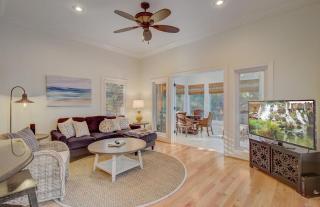 28 Beachwood West by AvantStay Close to Beach Multiple Decks Private Pool - Isle of Palms - 7