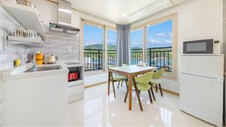 Nami Island Pig Dream Spa Pension - Gapyeong - 3