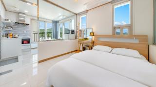 Nami Island Pig Dream Spa Pension - Gapyeong - 8