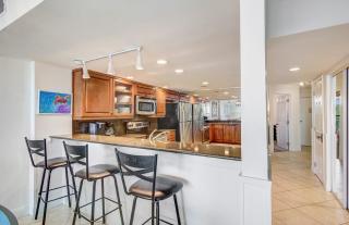 415 B Shipwatch by AvantStay Oceanfront Penthouse w Amazing Views - Isle of Palms - 2