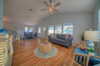 South By Sunkissed by AvantStay Private Pool - Port Aransas - 2