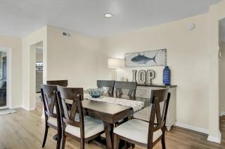 401 Yacht by AvantStay Marina View Pool Porch - Isle of Palms - 4