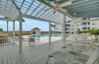 103 H Tidewater by AvantStay Walk to Beach Community Pool - Isle of Palms - 4