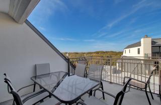401 A Shipwatch by AvantStay Beachfront Condo w Community Pool Access - Isle of Palms - 9
