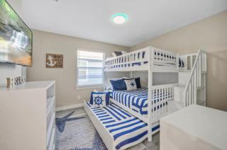 Baydream Believer by AvantStay Pool Views - Port Aransas - 4
