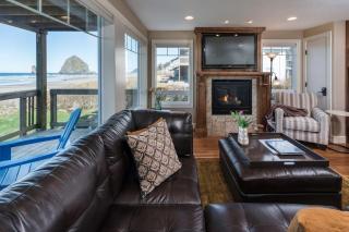 Blue Starfish by AvantStay Ocean Views Direct Cannon Beach Access - Cannon Beach - 3