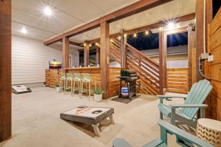 Seas The Bay by AvantStay In-Town Private Pool - Port Aransas - 9