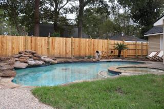 Luxury Stay Near IAH 3BD 2Bath Office with Amenities - 4