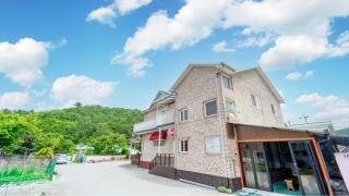 Samcheok Dasarang Pension - Samcheok - 6