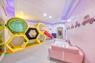 Gapyeong Pogny Kids Poolvilla - Gapyeong - 9