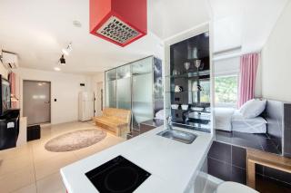 Gapyeong Pogny Kids Poolvilla - Gapyeong - 9