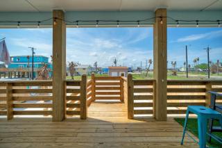 Whatabeach by AvantStay Private Pool Cabana Bar - Port Aransas - 2