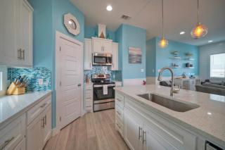 Whatabeach by AvantStay Private Pool Cabana Bar - Port Aransas - 1