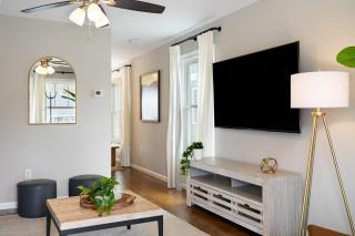 Silver Maple by AvantStay Modern Stylish Haven - Asheville - 3