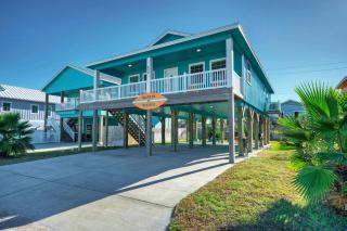 Boards N Bikinis by AvantStay Private Pool - Port Aransas - 3