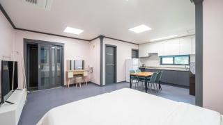 Samcheok Lamer Pension - 7