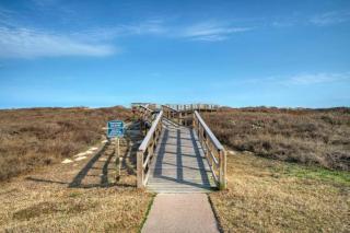 Stay Palm by AvantStay Boardwalk Pool - Port Aransas - 1