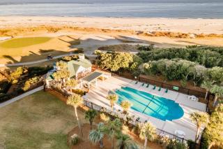 High Tide By AvantStay Incredible Beach Front Home w Pool - Isle of Palms - 8