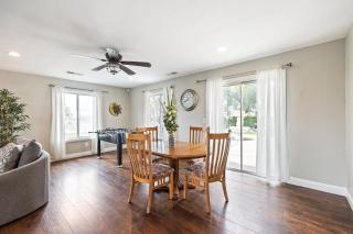 Breathtaking Meadows by AvantStay Temecula Group Retreat Pool Pickleball Firepit Hot Tub - Temecula - 1