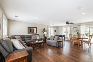 Breathtaking Meadows by AvantStay Temecula Group Retreat Pool Pickleball Firepit Hot Tub - Temecula - 8