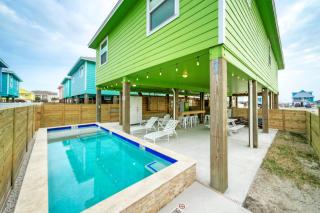 Priv Pool Covered Patio Lounge w Bar Sunset Views Green Gecko by AvantStay - Port Aransas - 0
