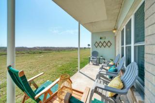 Beachfront Retreat w 2 Pools Tennis Boardwalk Pura Vida by AvantStay - Port Aransas - 7