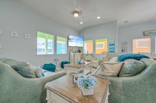 Reel Life Dreams by AvantStay Pool Near Beach - Port Aransas - 4