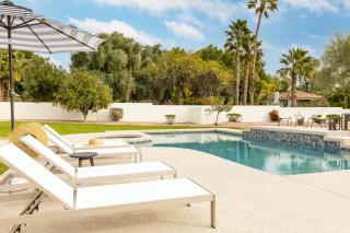 Sunridge by AvantStay Glorious Scottsdale Estate w Pool Hot Tub Ping Pong Pool Table - Scottsdale - 8
