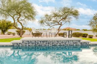 Sunridge by AvantStay Glorious Scottsdale Estate w Pool Hot Tub Ping Pong Pool Table - Scottsdale - 6
