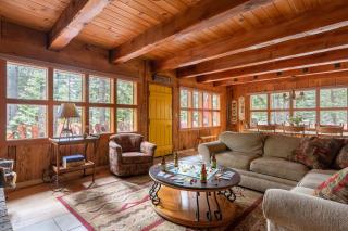 Sunnyside by AvantStay Charming Lake Tahoe Chalet on Tahoes West Shore - Tahoe City - 4
