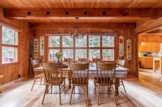 Sunnyside by AvantStay Charming Lake Tahoe Chalet on Tahoes West Shore - Tahoe City - 1