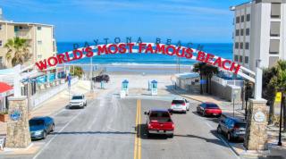 Daytona Inn Beach Studio - 8