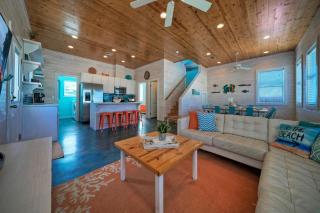 Private PoolPatio Arcade Game Walk to the Beach Ocean Devotion by AvantStay - Port Aransas - 7
